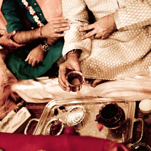 Expert Indian wedding photographer